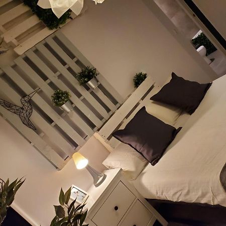 Small And Cozy Rooms - G Valencia Exterior foto