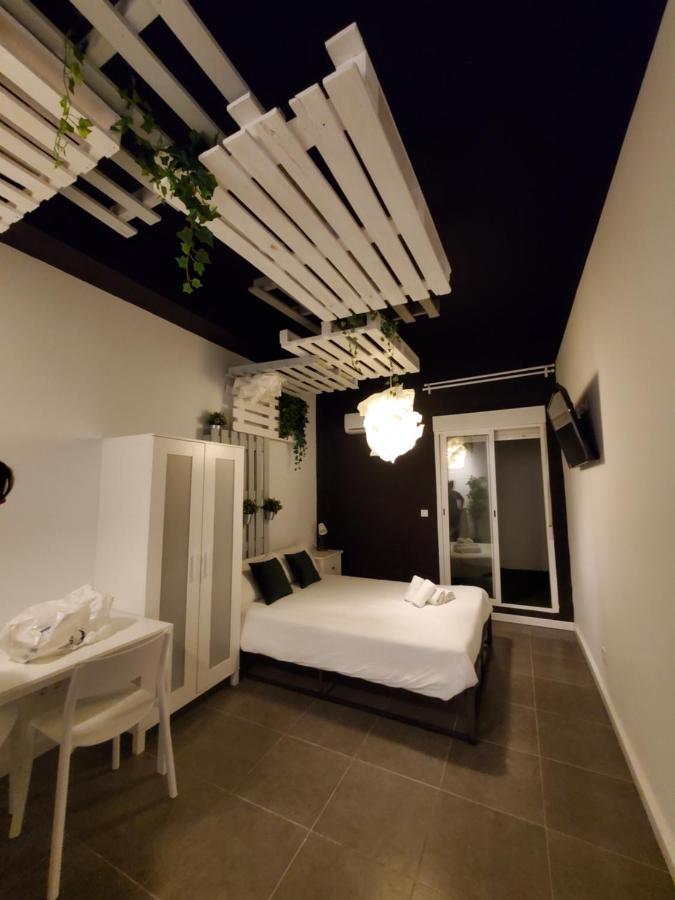 Small And Cozy Rooms - G Valencia Exterior foto
