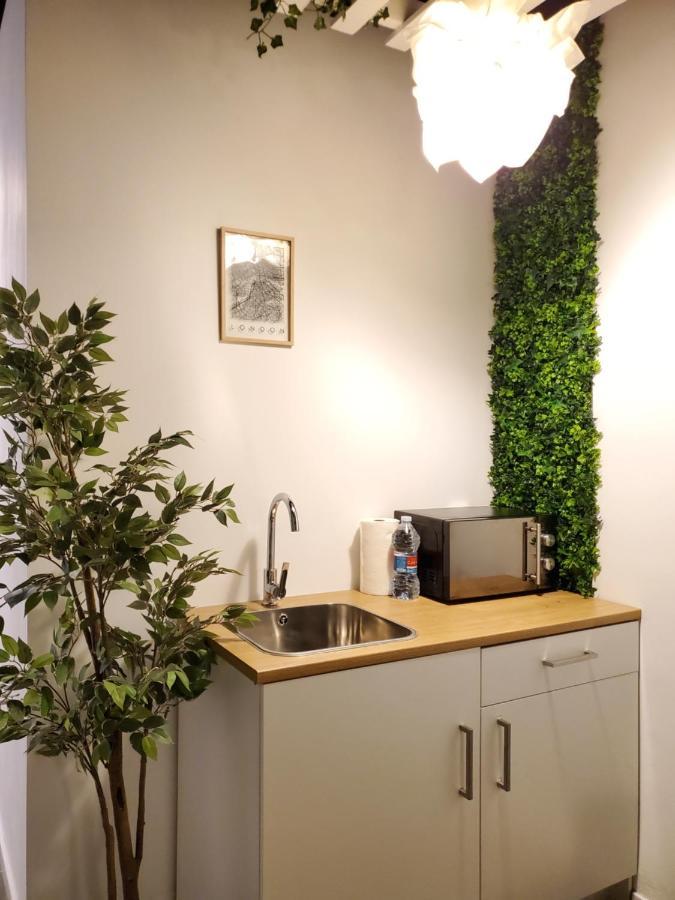 Small And Cozy Rooms - G Valencia Exterior foto