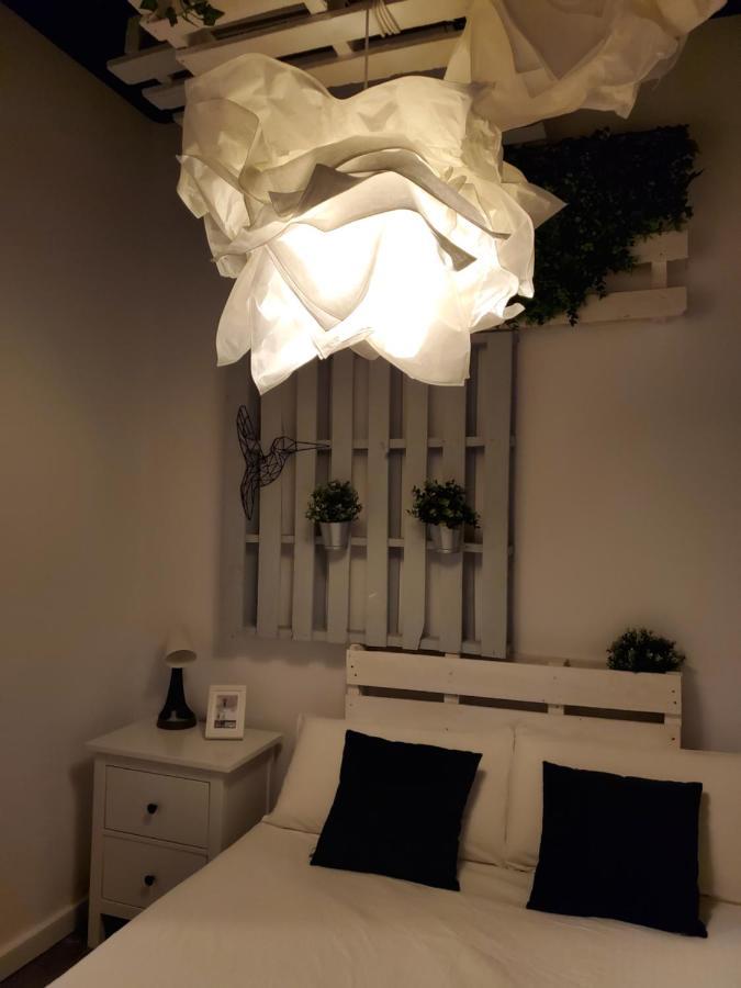 Small And Cozy Rooms - G Valencia Exterior foto