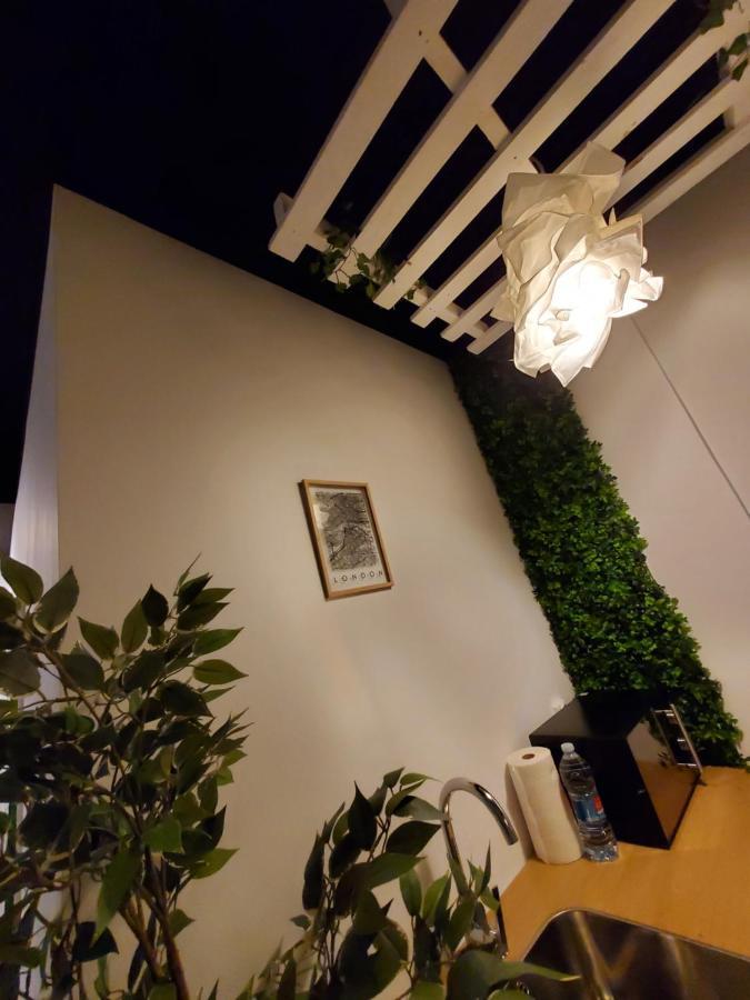 Small And Cozy Rooms - G Valencia Exterior foto